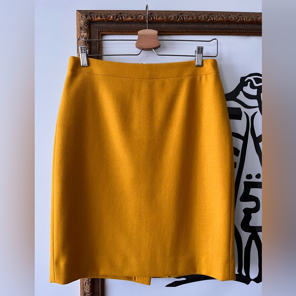 J. Crew THE Pencil Skirt